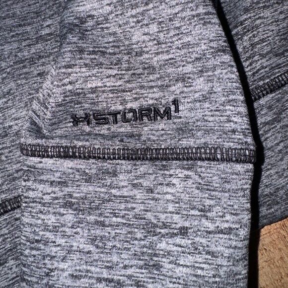 Under Armour Cold Gear Loose Fit Hoodie Gray Striped Fuscia Pink Pullover Sz L - Picture 4 of 10